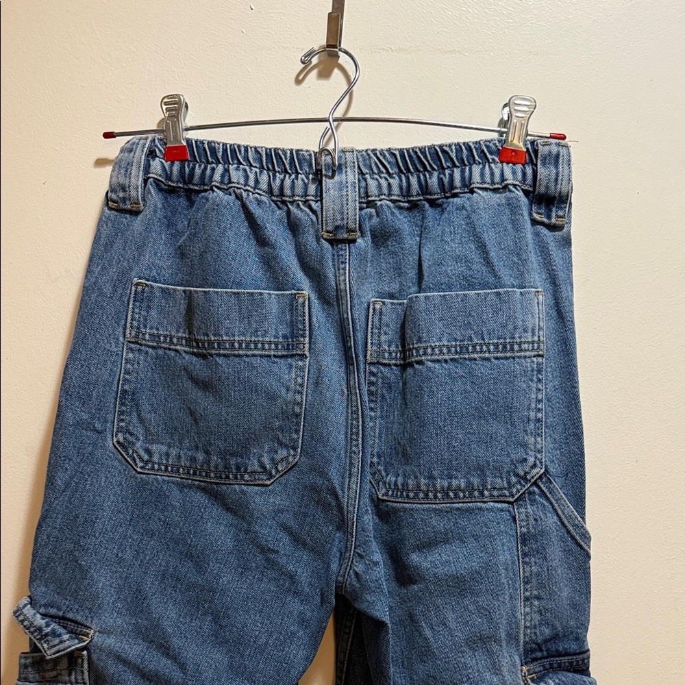BDG Relaxed Fit Denim Cargo Jeans - Picture 4 of 5
